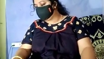 Indian Mature Wife Gives A Blowjob And Gets Fucked Hard