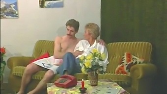 Mature Woman'S Anal Play In Vintage Stockings