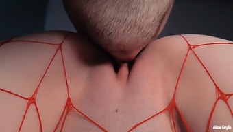 Big Ass Amateur Gets Anal Pounding And Almost Pissed On