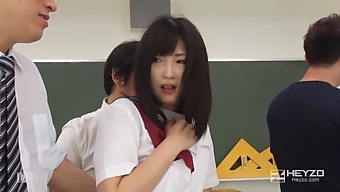 Ei Inoue'S Sensual Lotion Massage In Guchogucho Series - A Campaign Highlight