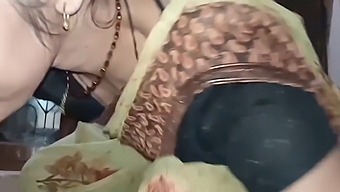 Lalita Bhabhin Kuuma Kohtaaminen Velipuolensa Kanssa Intialaisessa Seksivideossa