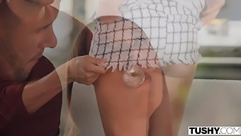 Sexy Real Estate Agent Katrina Indulges Client In Anal Pleasure